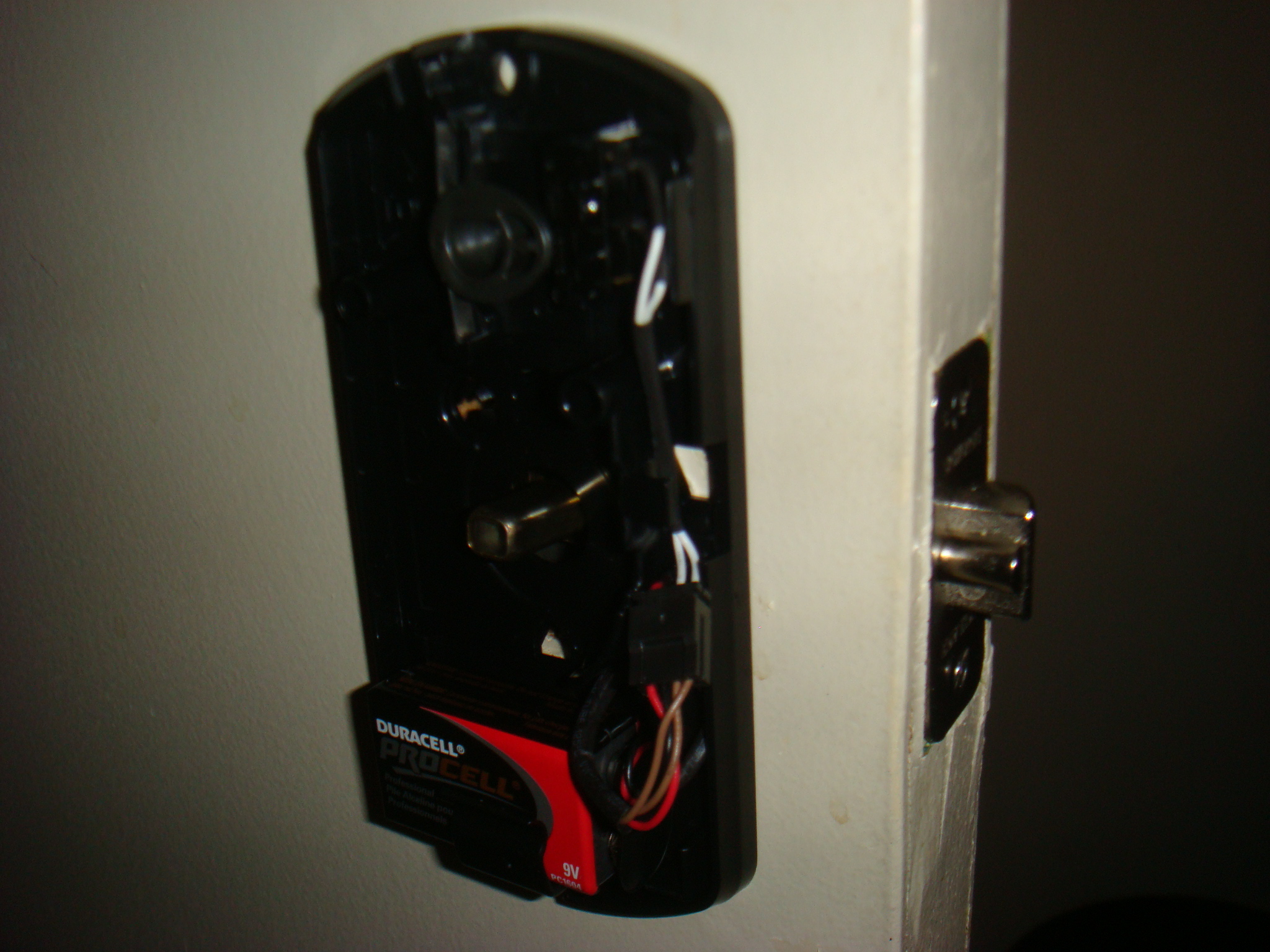 interior door lock with keypad battery dead no key